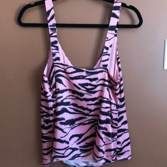 CAMI NYC Silk Printed Top - Picture 3 of 4